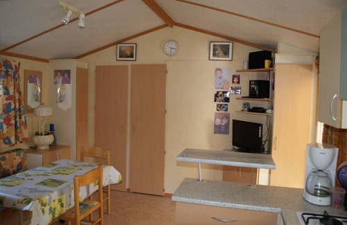 Foix House | 4 person mobile home rental in FOIX, ARIEGE