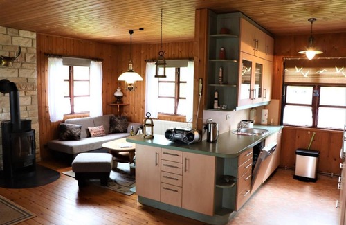 Norderteil House | 4 person vacation home with wood-burning stove and canoe in Otterndorf