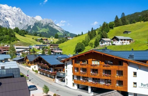 Dienten am Hochkoenig Apartment | 4 Raum Typ Bergsuite by Interhome