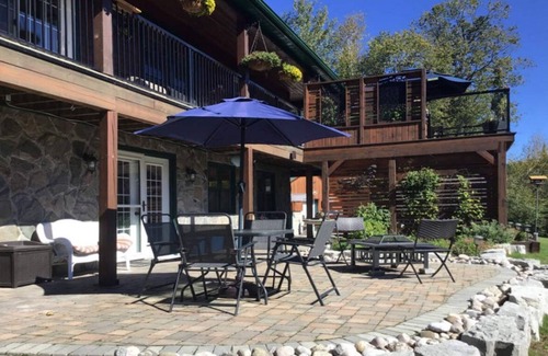 Minden Hills Cottage | 4-Season River Hideaway - Affordable Getaway w/Swimming, Watercraft & WiFi