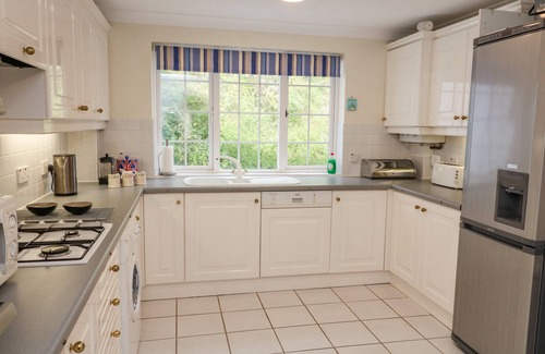 Salcombe Cottage | 4 St Elmo Court