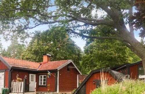 Droppsta House | 4 star holiday home in Märsta