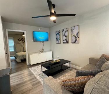 Park Central Apartment | 4 STATE FAIR l DT Dallas l FIFA READY l Staycation 1Bd1Ba