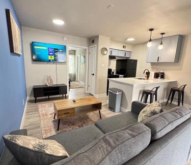 Park Central Apartment | 4 STATE FAIR l DT Dallas l FIFA READY l Staycation 1Bd1Ba