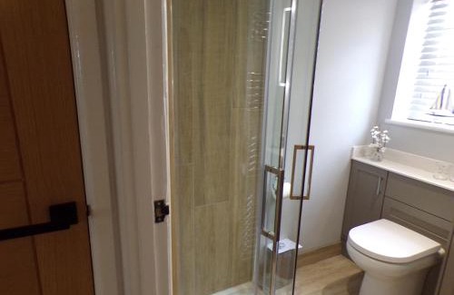 Barton-on-Sea Apartment | 4 The Dome, Barton on sea - Where Comfort Meets the Coast