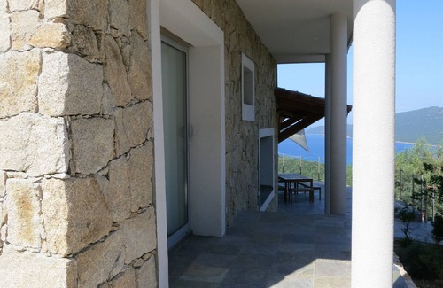 Serra-di-Ferro Apartment | 4- to 5-person apartment with shared pool access, sea view, South Corsica