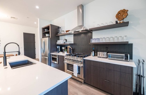 Troon North House | 4 Villas/40 Guests: Walk to Troon North Golf Club