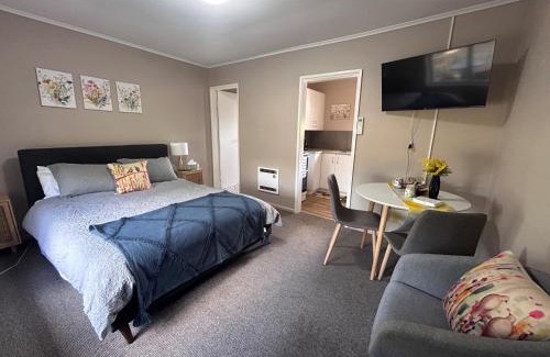 Canowindra Apartment | #4 Waddell Studio Apartment