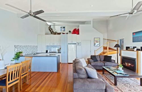 Wongarra Apartment | 4 Whitecrest Great Ocean Road Resort - Panoramic Ocean Views-