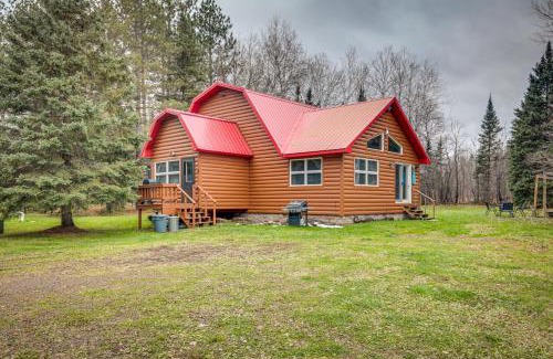 Wakefield House | 40-Acre, Off-Grid Wakefield Retreat with Gas Grill!