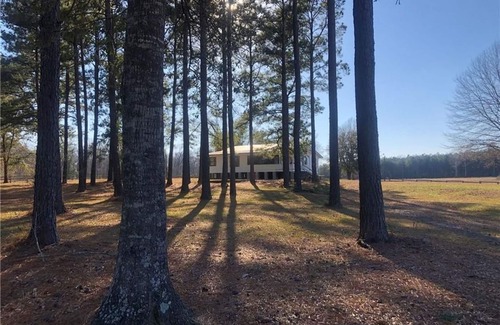 Saint Maurice House | 40 Acres 4 Bedroom 4 full bathroom Home with a Pond stocked with Fish & RV Port