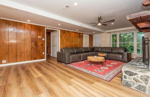 Moravian Falls House | 40 Acres w/Waterfalls, Vineyard, Stream, 5 bedroom