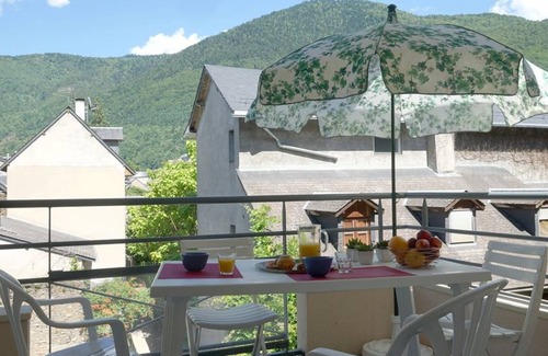 Bagneres-de-Luchon Apartment | 40 m² Apartment ∙ 2 bedrooms ∙ 4 guests
