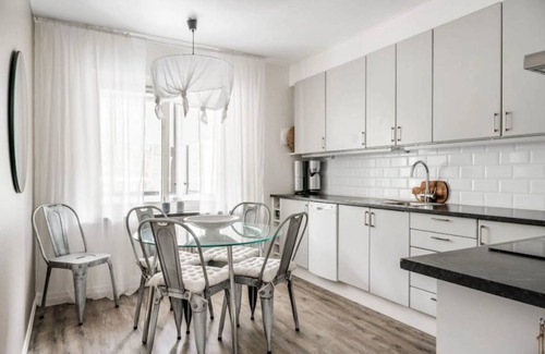 Boras Municipality Apartment | 40 m² Apartment ∙ 1 bedroom ∙ 2 guests