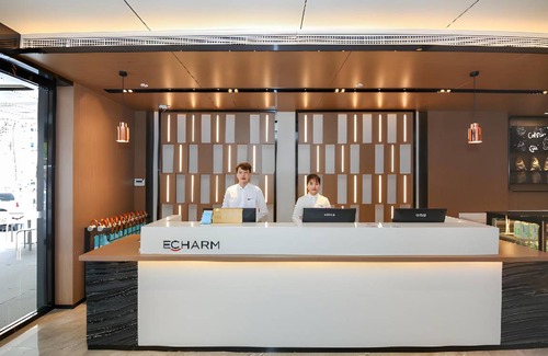 Caidian District Hotel | 40 m² Hotel ∙ 2 guests