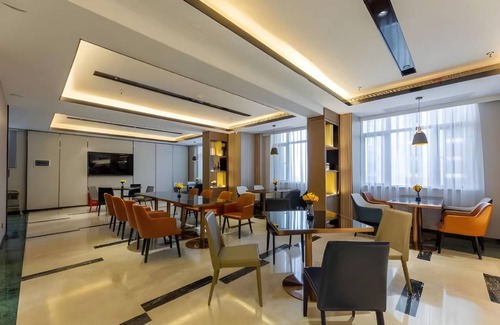 Caidian District Hotel | 40 m² Hotel ∙ 2 guests
