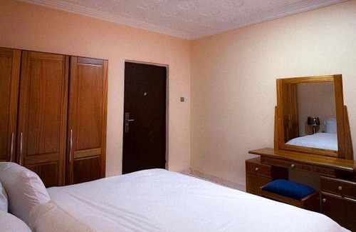 Bono East Region House | 40 m² House ∙ 5 bedrooms ∙ 10 guests