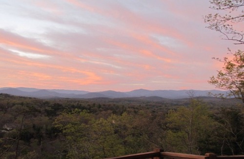 Murphy Ski Chalet | 40+ Mile Mountain Sunset View near Murphy RiverWalk, Casino, Folk School, Pet OK