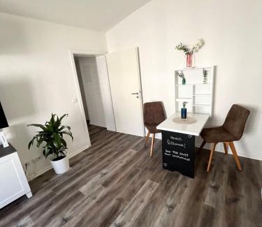 Chemnitz Apartment | 40 qm Appartment Parkplatz, Balkon,Netflix, Prime