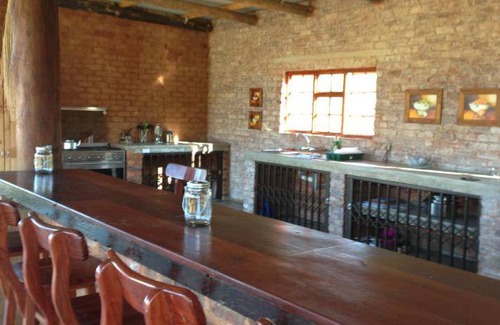 Lydenburg Apartment | 400 m² Apartment ∙ 6 bedrooms ∙ 12 guests