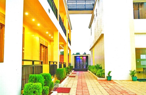 Deoghar Hotel | 400 m² Hotel ∙ 3 guests
