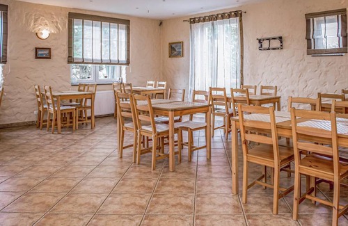 Debina House | 400 m² House ∙ 12 bedrooms ∙ 24 guests