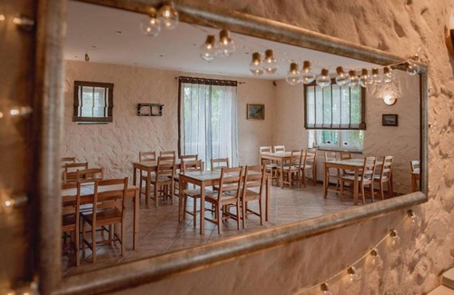 Debina House | 400 m² House ∙ 12 bedrooms ∙ 24 guests
