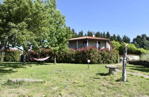 Nogueira de Ramuin House | 400 m² House ∙ 4 bedrooms ∙ 9 guests