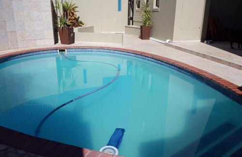 Port Owen House | 400 m² House ∙ 5 bedrooms ∙ 14 guests