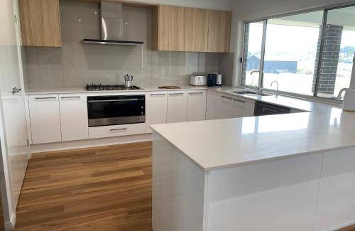 Millfield House | 400 m² House ∙ 6 bedrooms ∙ 10 guests