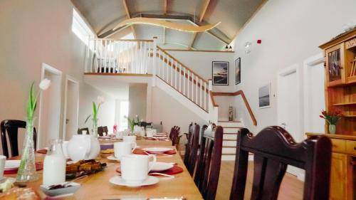 Ballinful House | 400 m² House ∙ 6 bedrooms ∙ 17 guests