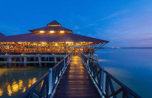 Lagoi Resort | 400 m² Resort ∙ 3 bedrooms ∙ 127 guests