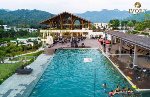 Luong Son Villa | 400 m² Villa ∙ 3 bedrooms ∙ 10 guests