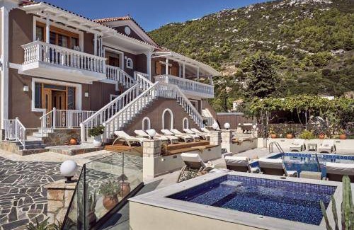 Lithakia Villa | 400 m² Villa ∙ 8 bedrooms ∙ 16 guests