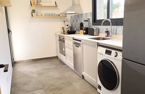 Gava Apartment | !400 Meters From the Beach! Modern Loft in Gava Mar - Calm Living Close to BCN