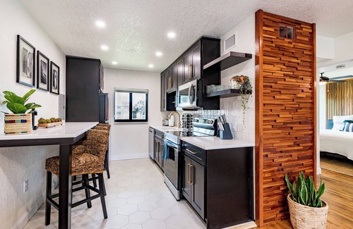 Cocoa Beach Apartment | 400 South