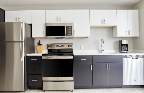 Downtown Detroit Apartment | #402 - Kasa Cadillac Square Detroit