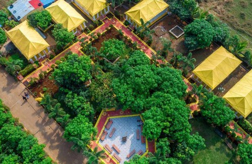 Malunje Resort | 405 m² Resort ∙ 3 bedrooms ∙ 12 guests