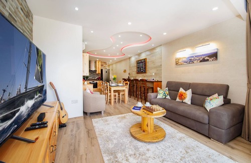 Munxar Apartment | 40sec walk to Xlendi Beach Gozo Malta ★ Fully AirCon, Fully Heated ★ Central Apt