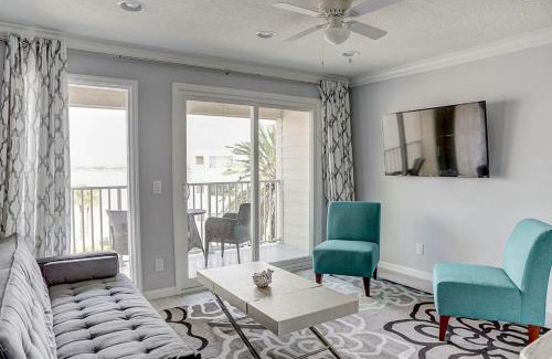 Rocky Point Apartment | 410-Gorgeous Views, Waterfront, WIFI, Pool and close to BUCS Stadium