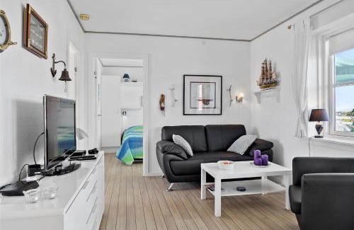 Borre House | 4106-Borre-Klintholm-Havneby-6