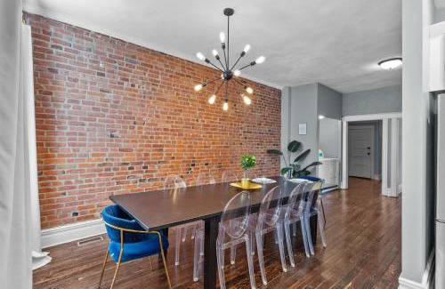 Shaw House | 4106 Cozy Shaw Sanctuary