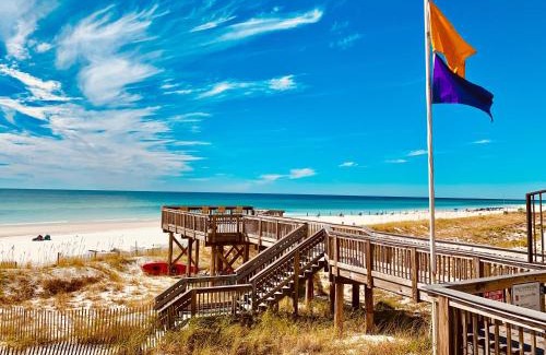 Gulf Pines House | 4135 Beachside One