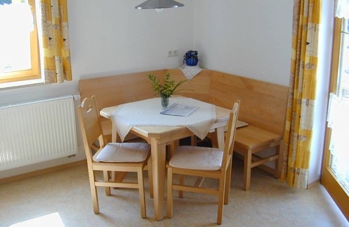 Maibrunn Apartment | 42 m² Apartment ∙ 1 bedroom ∙ 3 guests