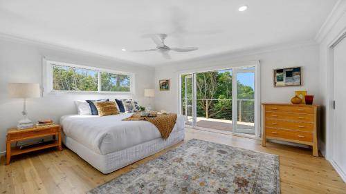 Sapphire Beach House | 420 m² House ∙ 5 bedrooms ∙ 8 guests