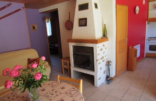 Saint-Julien-en-Vercors House | 43 m² Gîte ∙ 2 bedrooms ∙ 4 guests