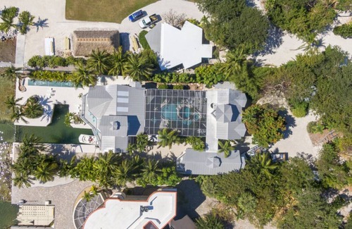 Summerland Key House | 430 m² House ∙ 7 bedrooms ∙ 14 guests