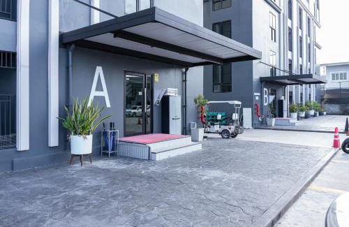 Khlong Luang Hotel | 44 Residence and Resort