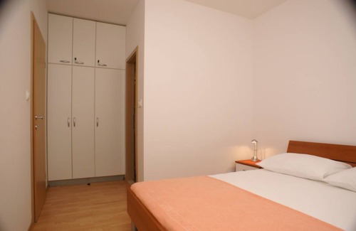 Stanici Apartment | 45 m² Apartment ∙ 2 bedrooms ∙ 4 guests