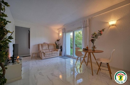 Romans-sur-Isere House | 45 m² Gîte ∙ 1 bedroom ∙ 2 guests